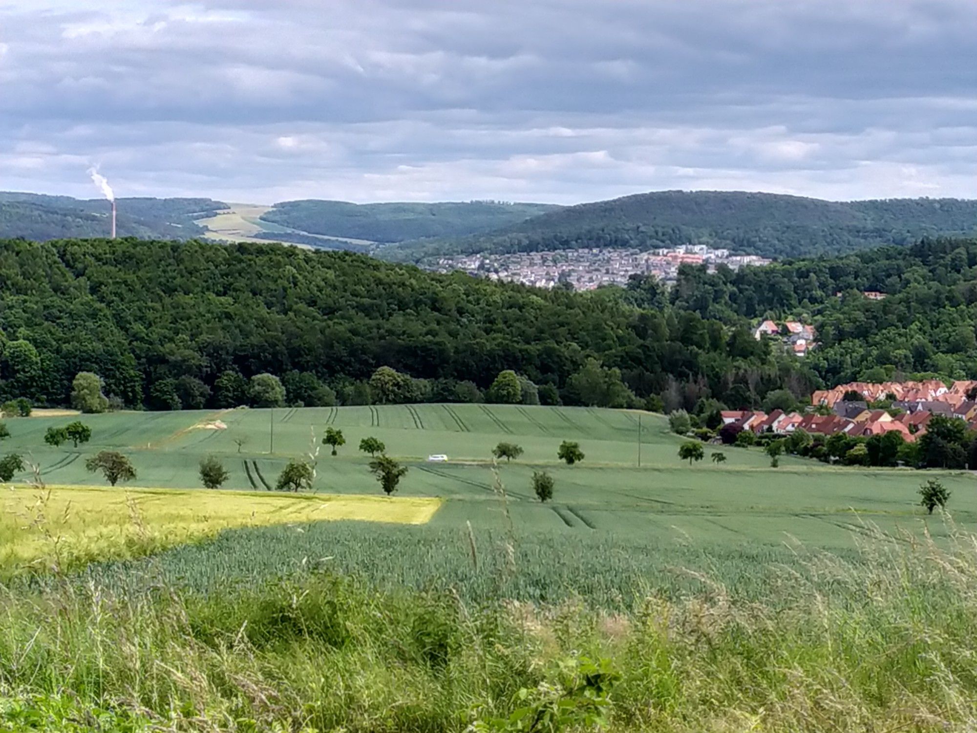 Alfeld mit sapi Schornstein im Hintergrund