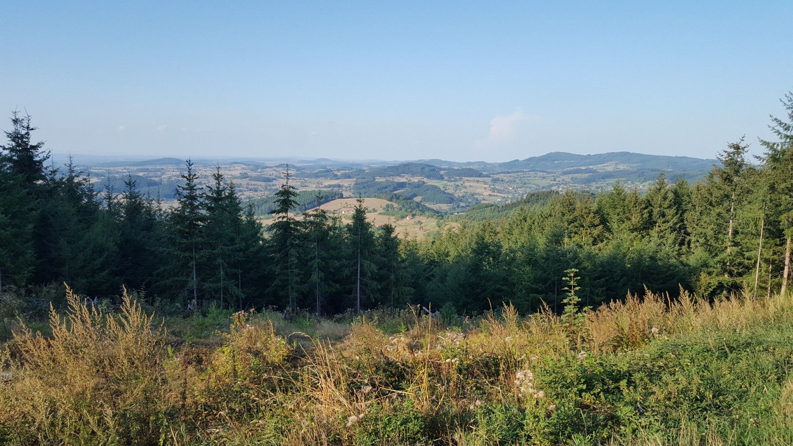Montagne de Dun, Blick nach NO