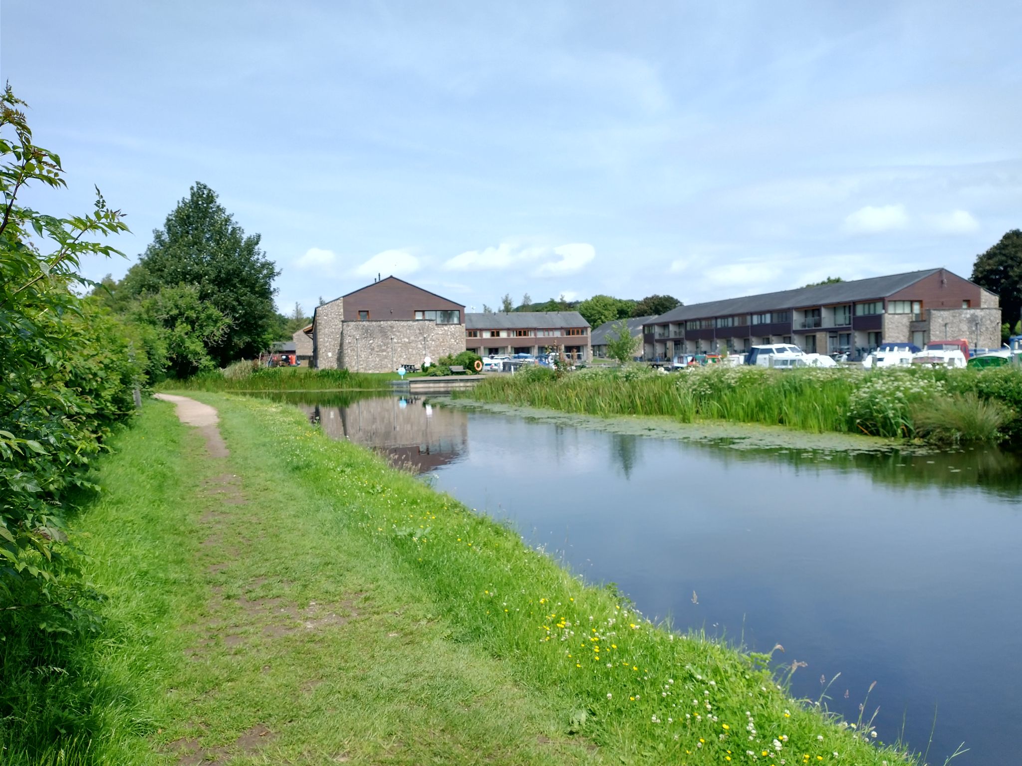 Tewitfield Marina