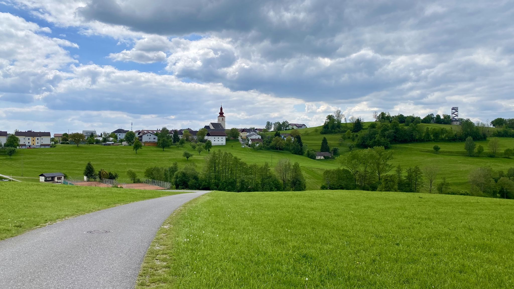 Kirchberg mit Burgstall-Aussichtsturm