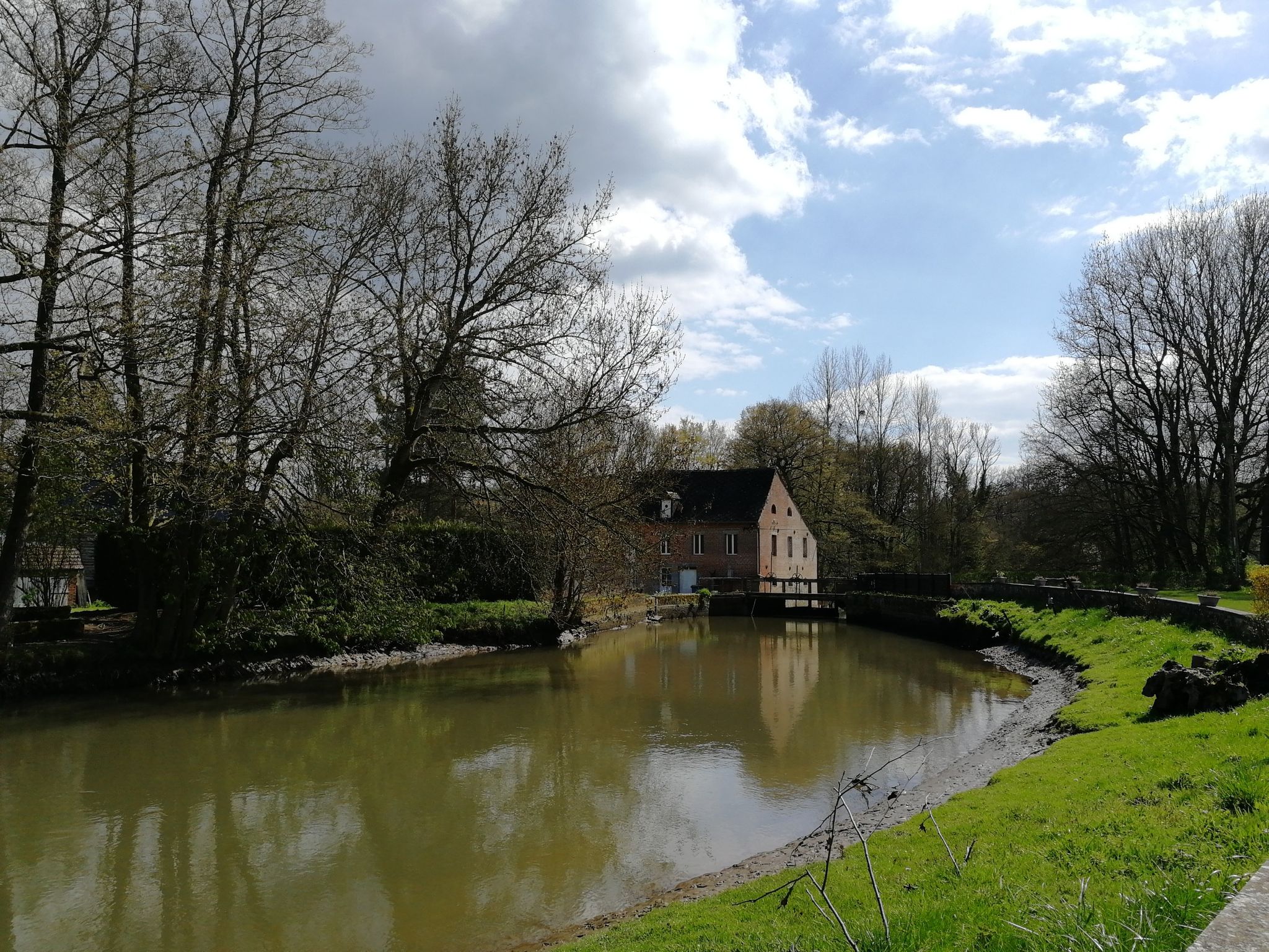 Barrage à Eparcy