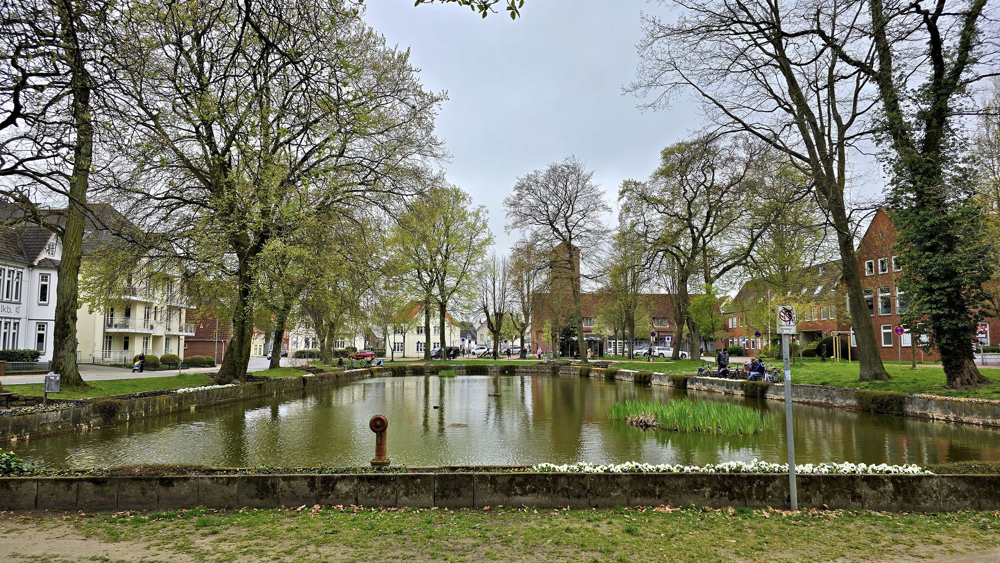 Neue Anlage Park Teich und Brunnen, Heide