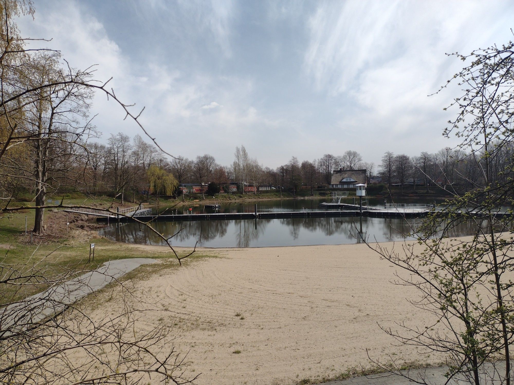 Henstedt-Ulzburg: Naturbad Beckersberg