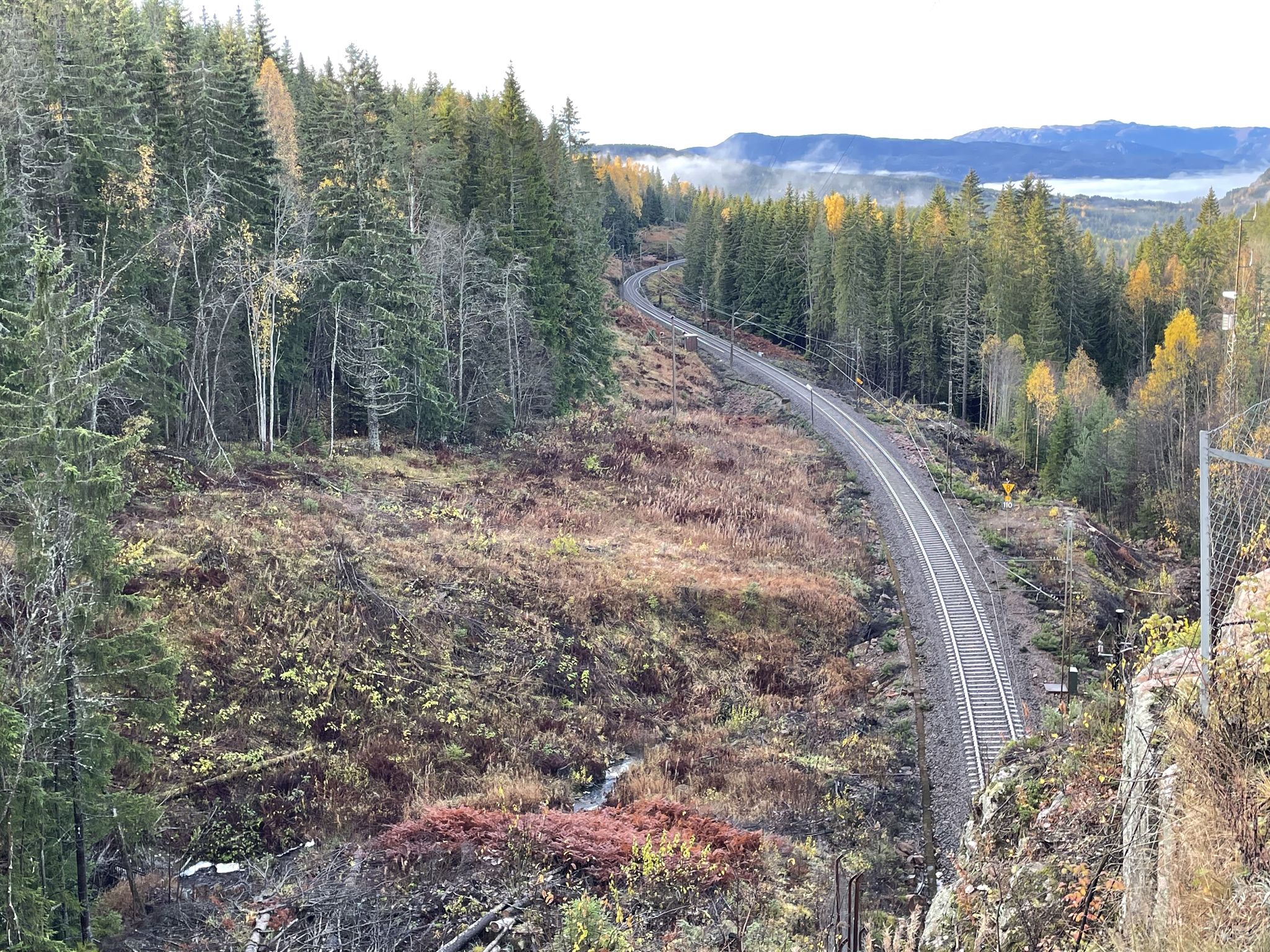 Utsikt fra Jerpetjønn tunneltak mot syd