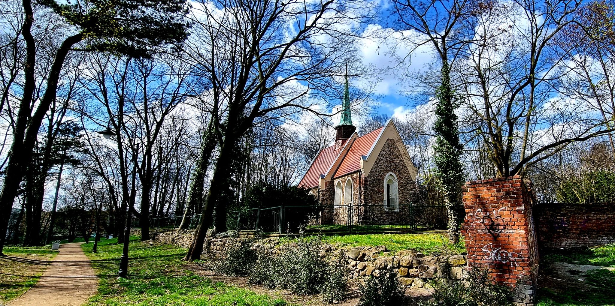 Kirche St. Peter und Paul