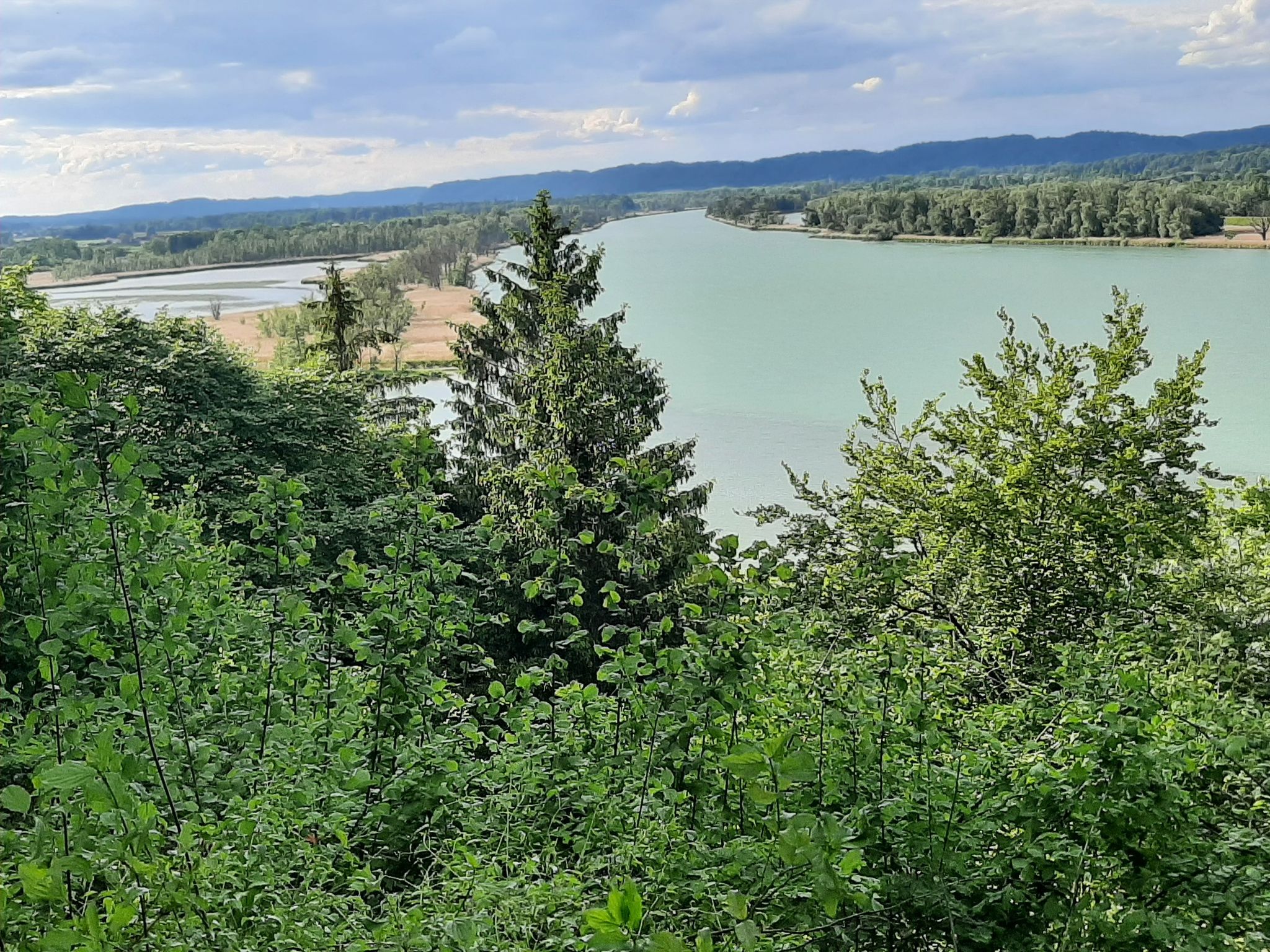 Inn und Salzach fließen zusammen