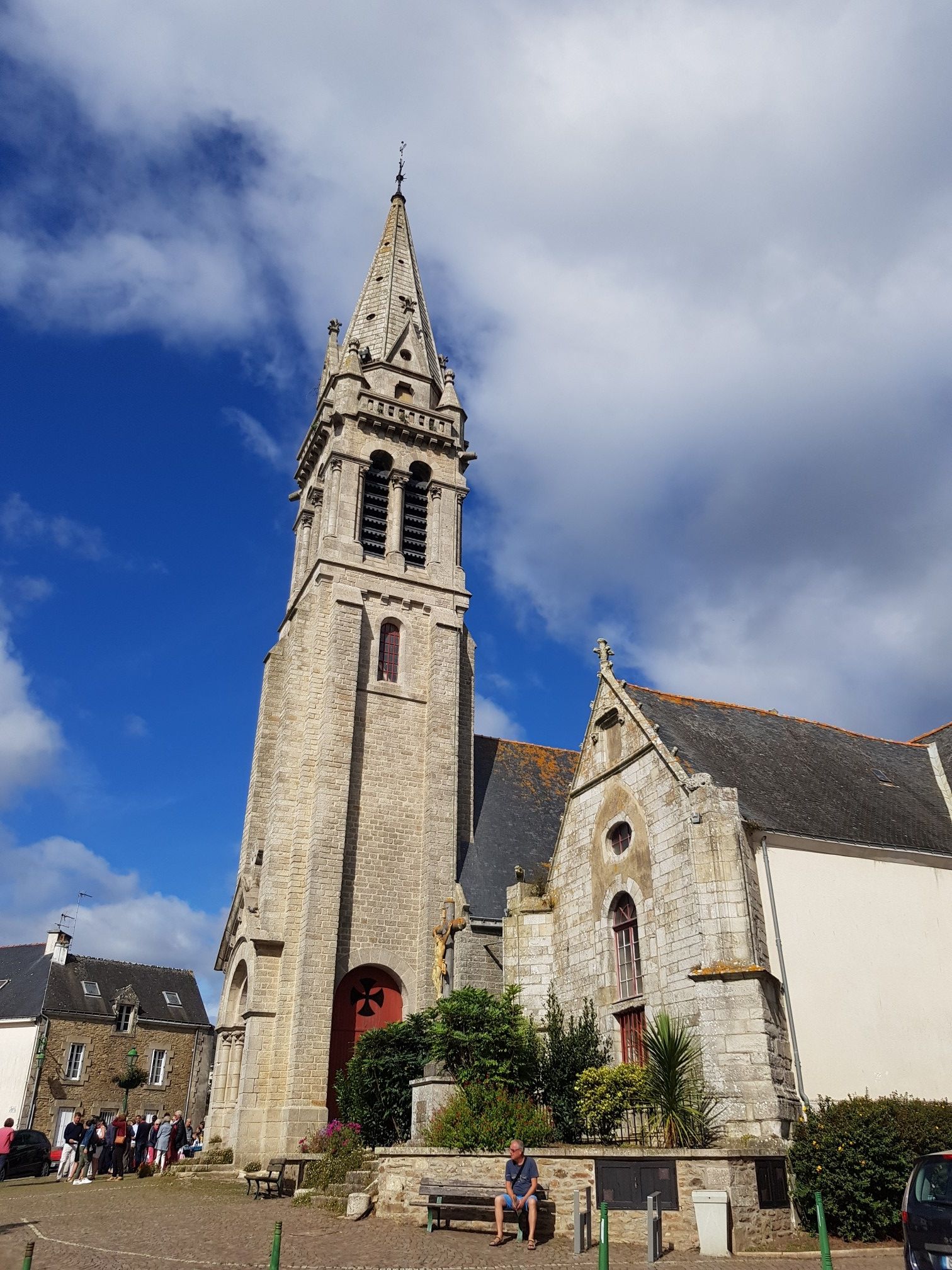 Eglise de Surzur.