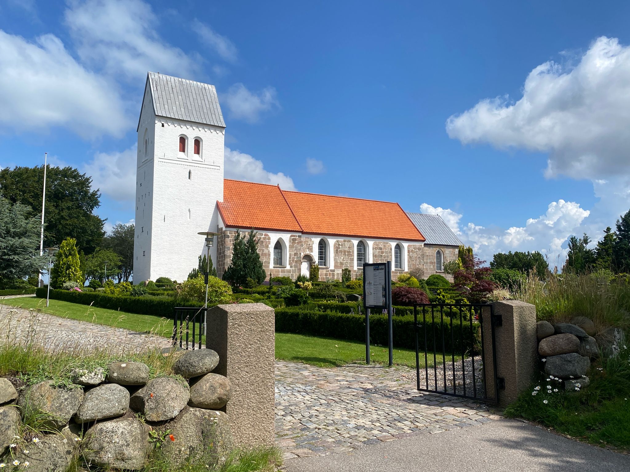 Nørre Tranders Kirke