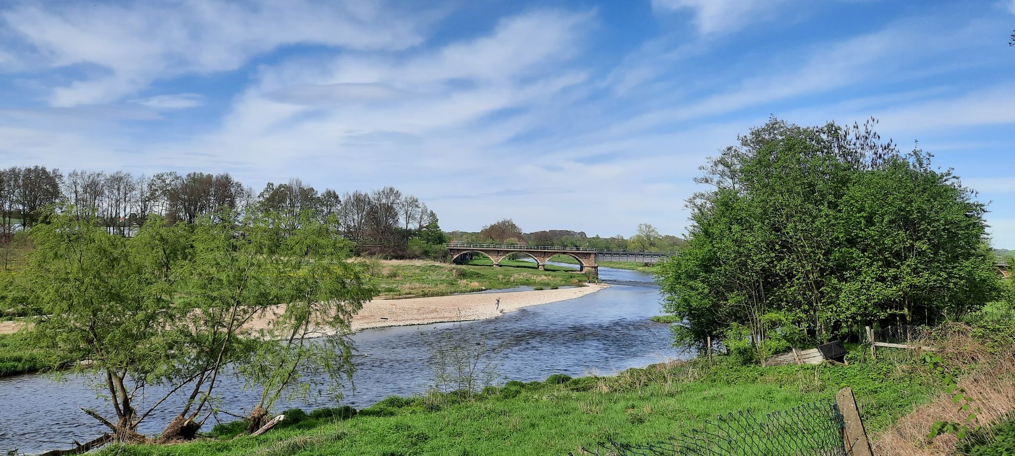 Freiberger Mulde-Kiesbank & Bahnbrücke