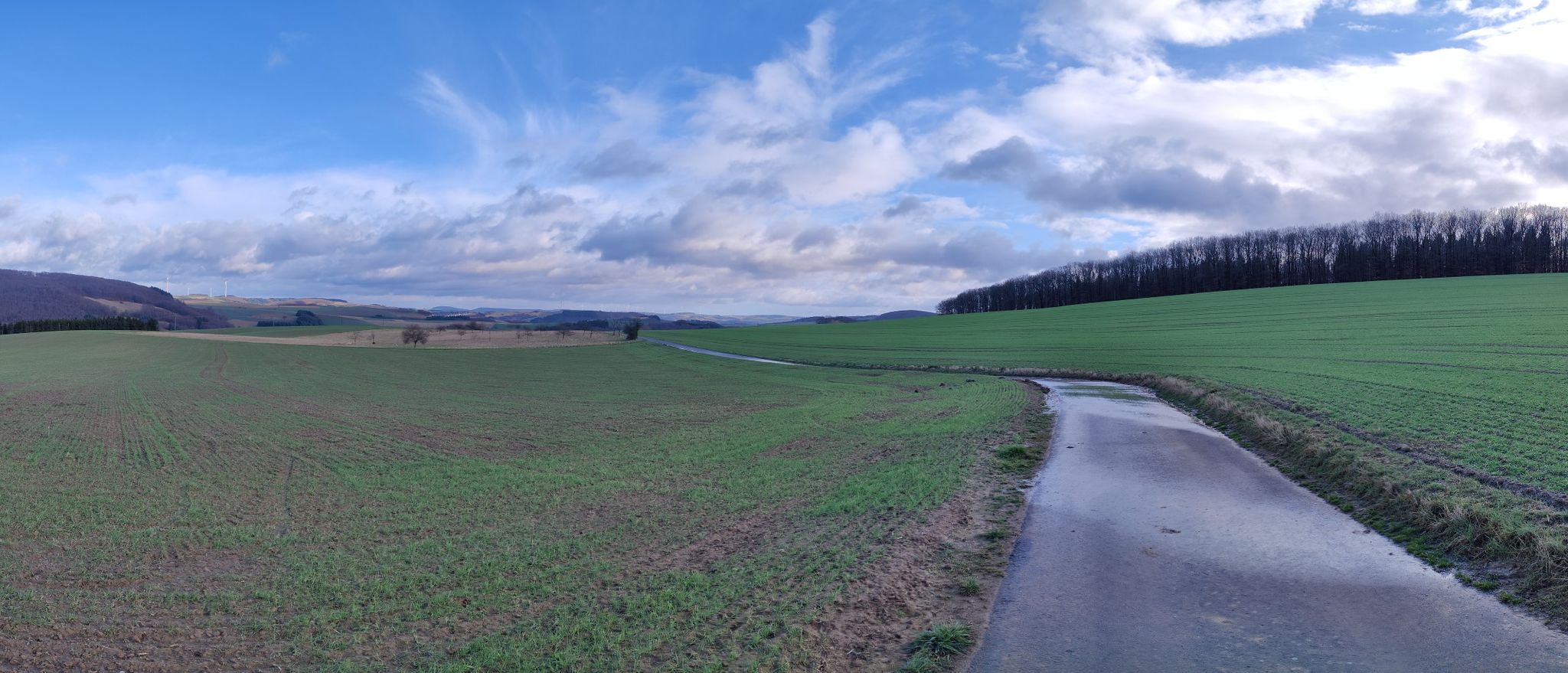 Sonne - Wolken - Wolken - Sonne