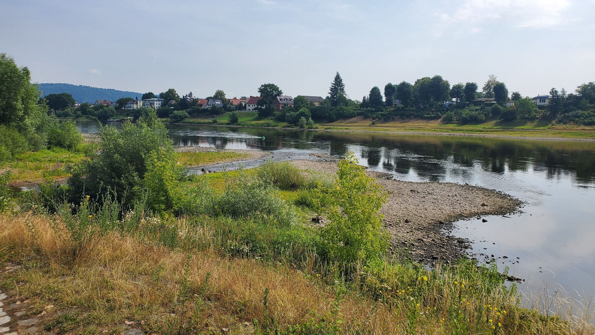 Die Müglitz mündet hier in die Elbe