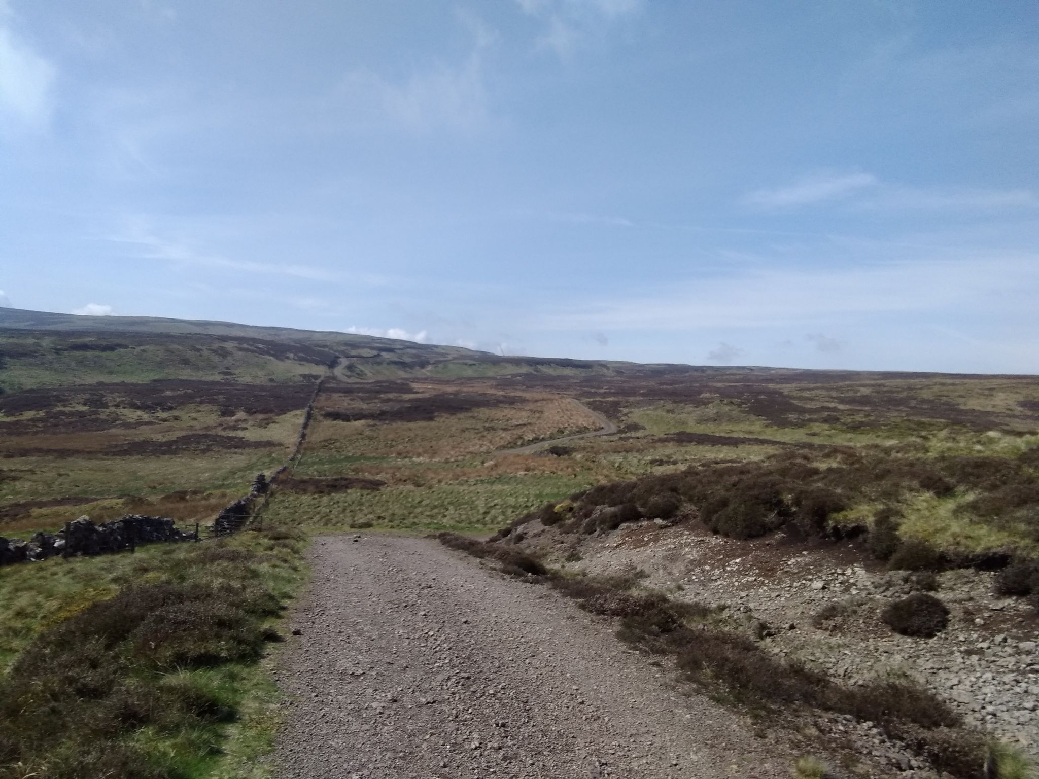 This is why you follow the track rather try what looks like trackless bike hiking on right to Carleatheran.