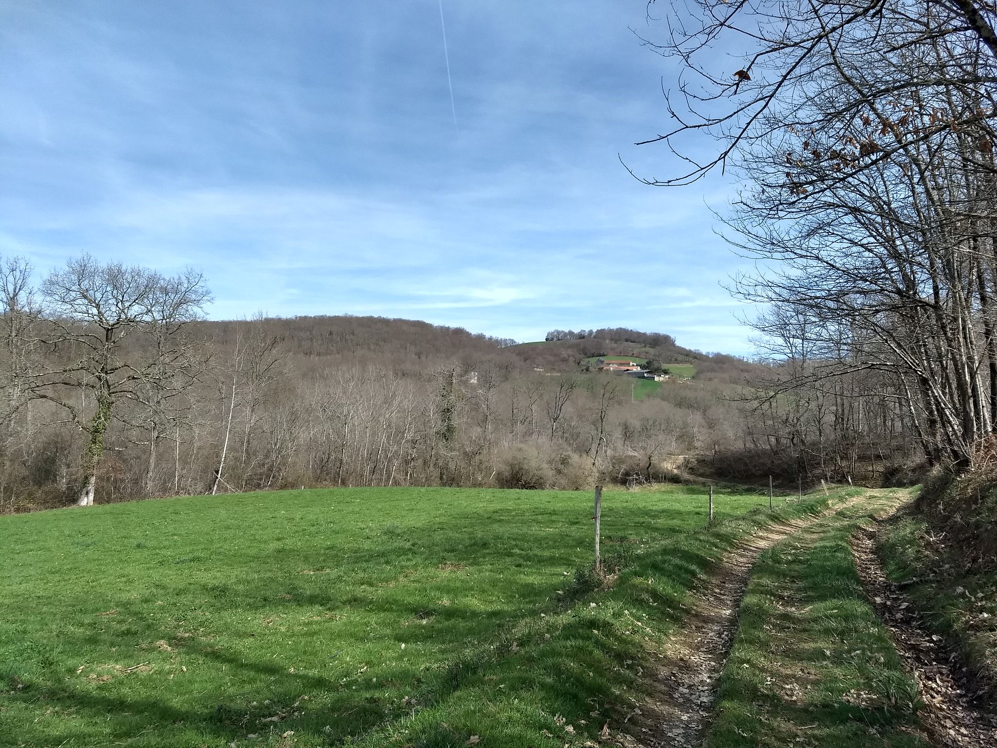 Le tout petit village de Peyriguère.
