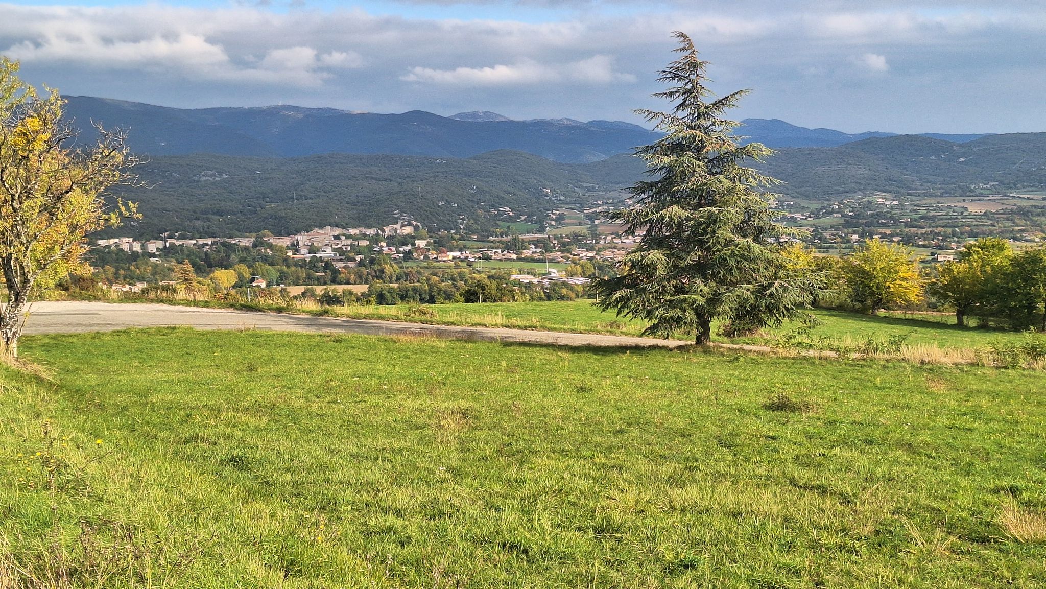 Plaine de Chomérac, bientôt la capital mondiale de la pétanque.