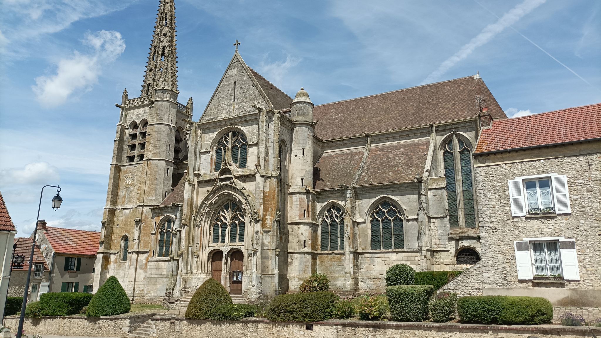 Église Saint-Pierre-et-Saint-Paul de la ville de Baron