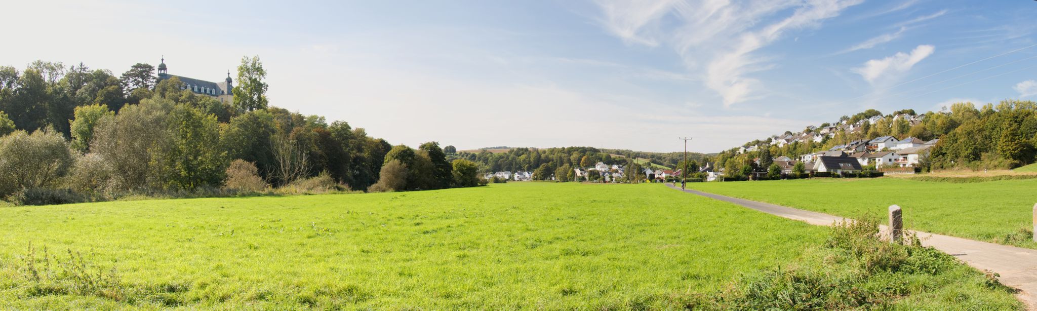 Lahntal Richtung Aull vom Radweg aus