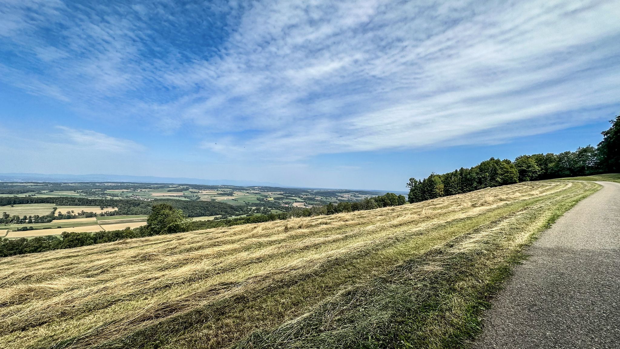 ...Blick in die Ferne bei Roche-d'Or