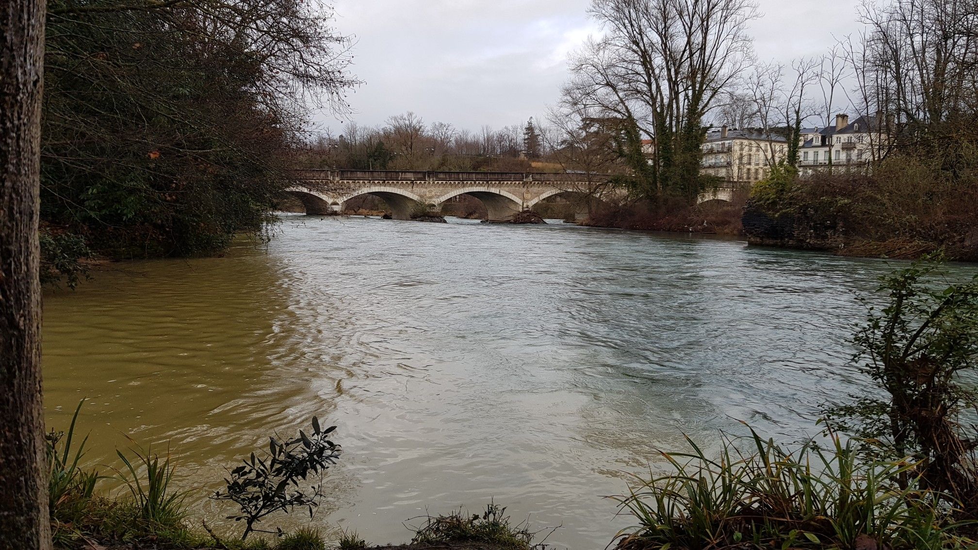 Le Pont du XIV Juillet, construit en 1731 pour remplacer le pont de bois.