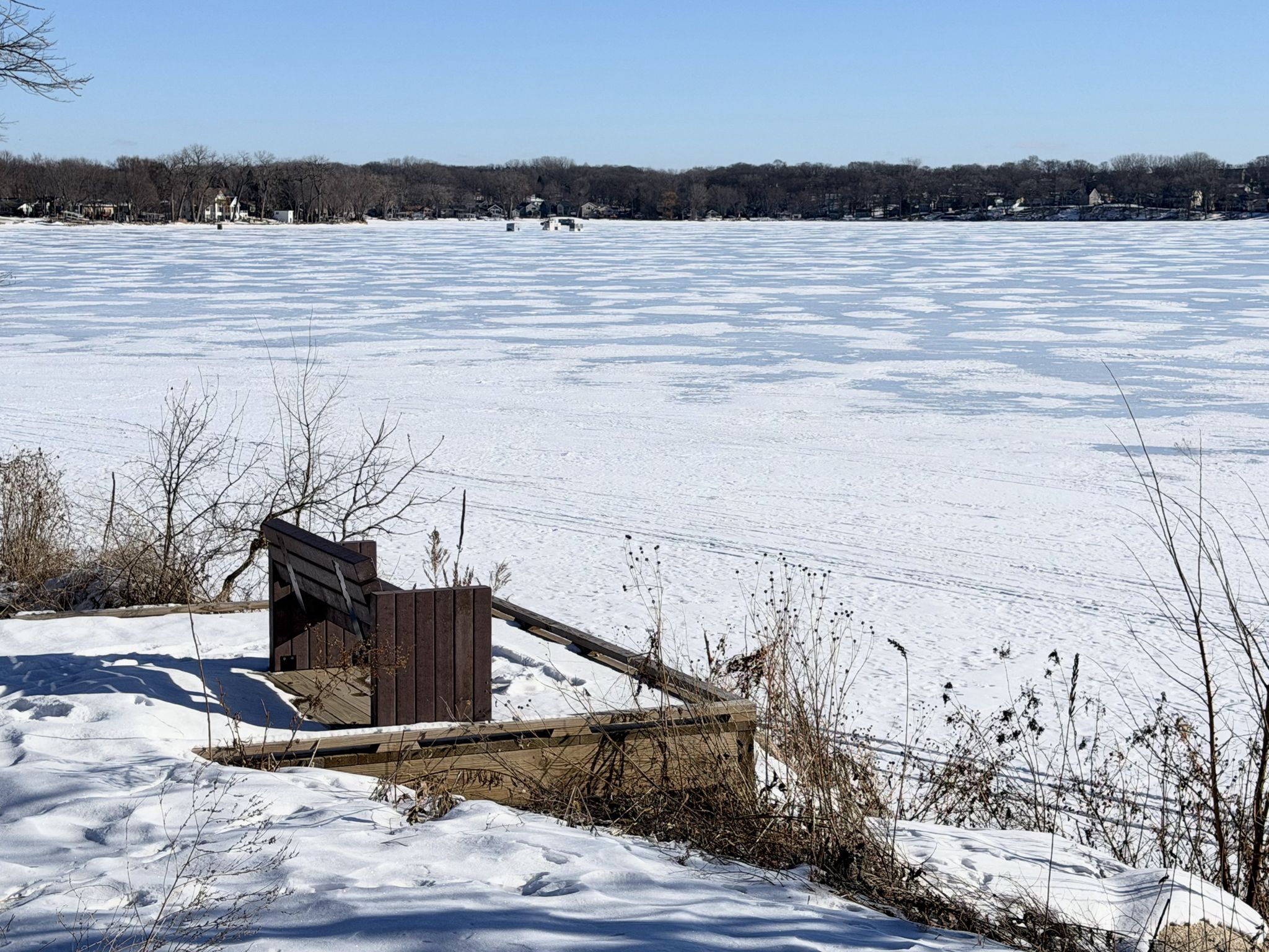 Bench overlooking Spring Lake