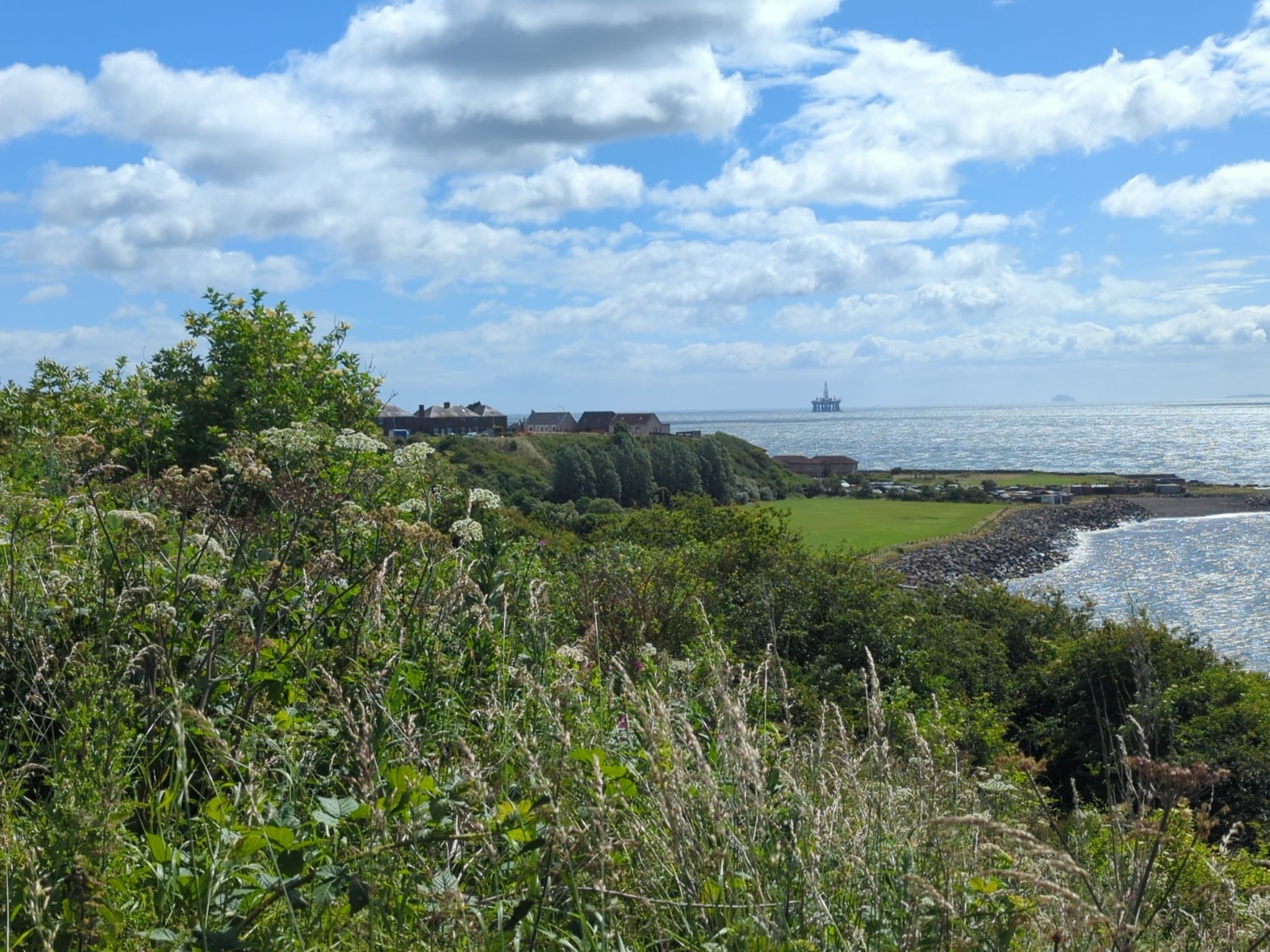 Buckhaven bay with oil platform