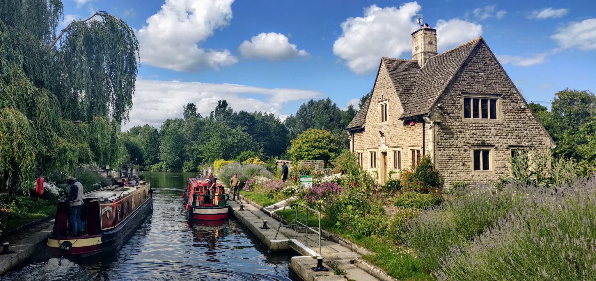 Things to Do around Risinghurst And Sandhills