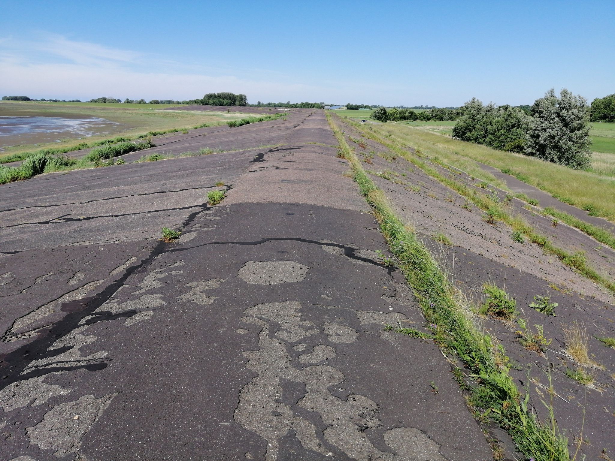 Geiler Deichradweg aufm Kamm