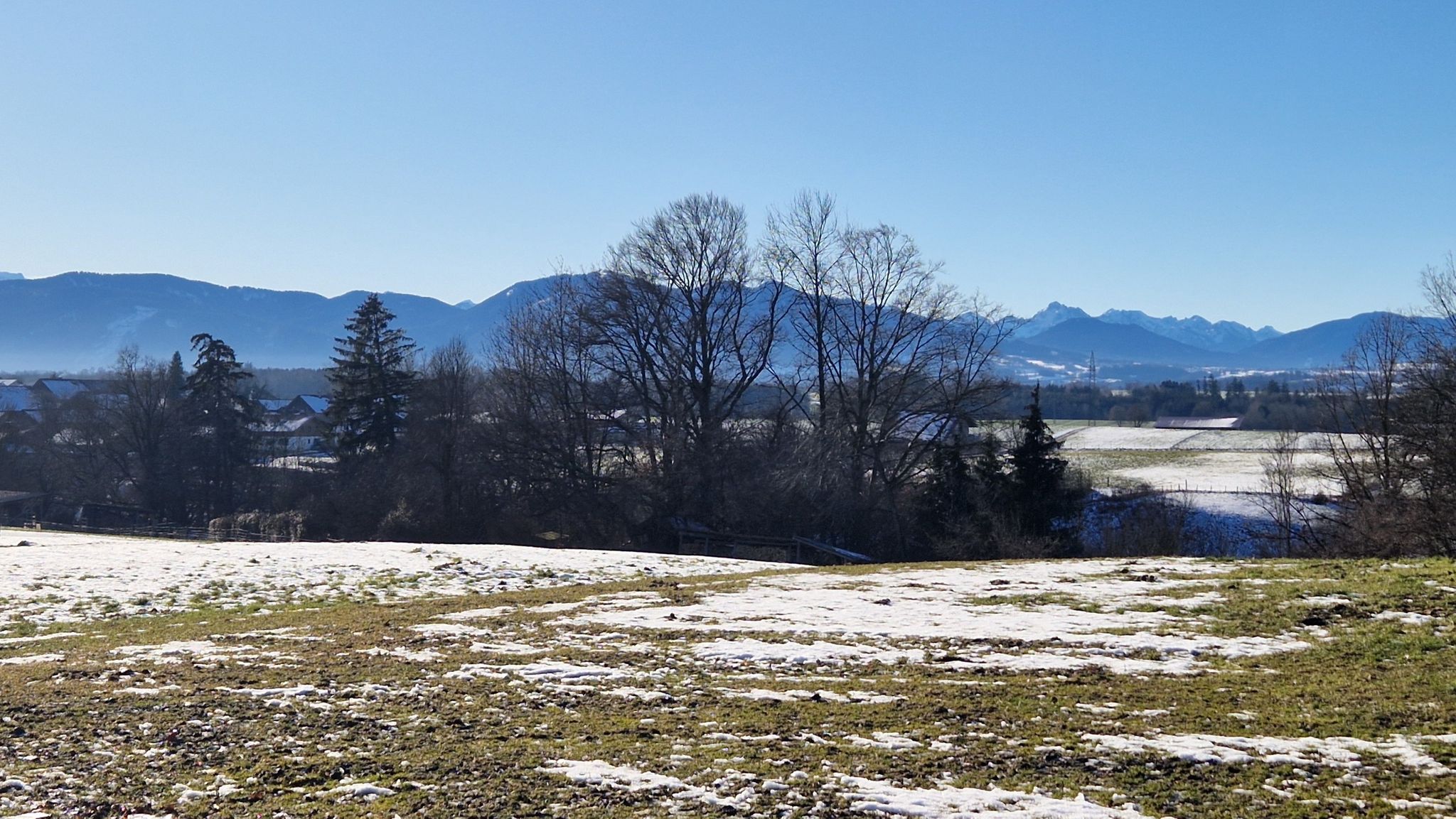 Blick auf die Alpen bei Untersöcherung