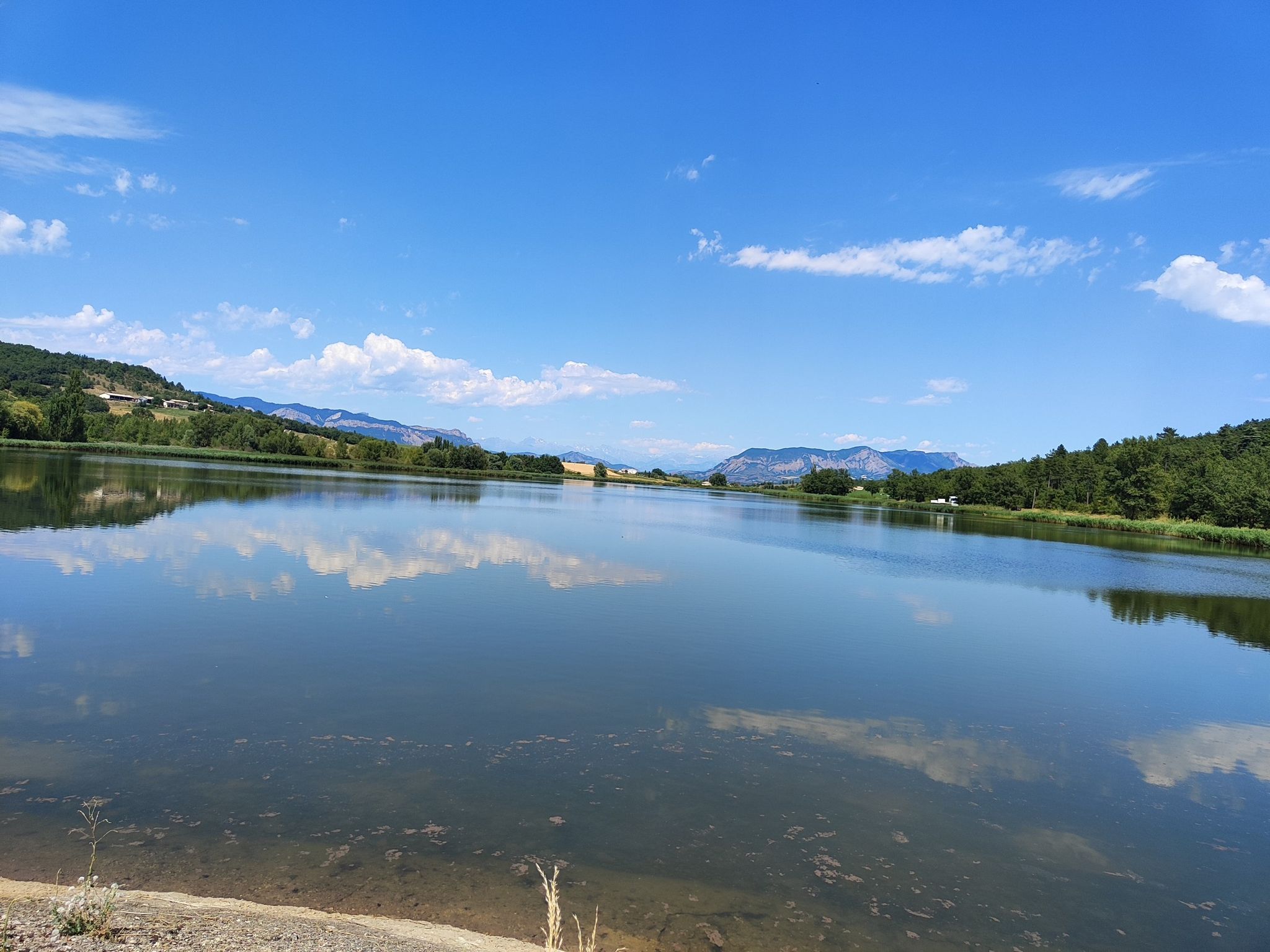 superbe vue depuis le lac de Mison