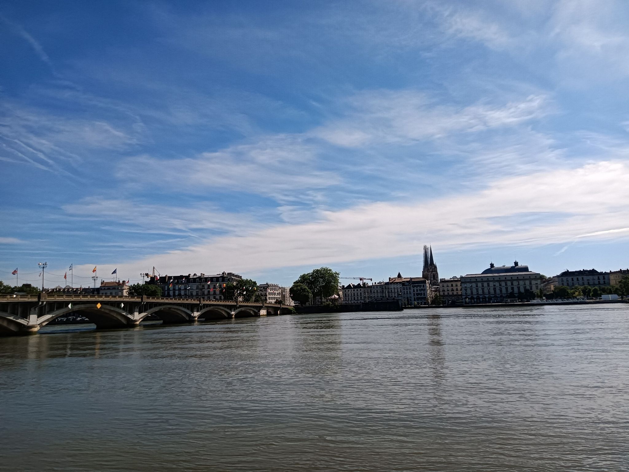 Bayonne.