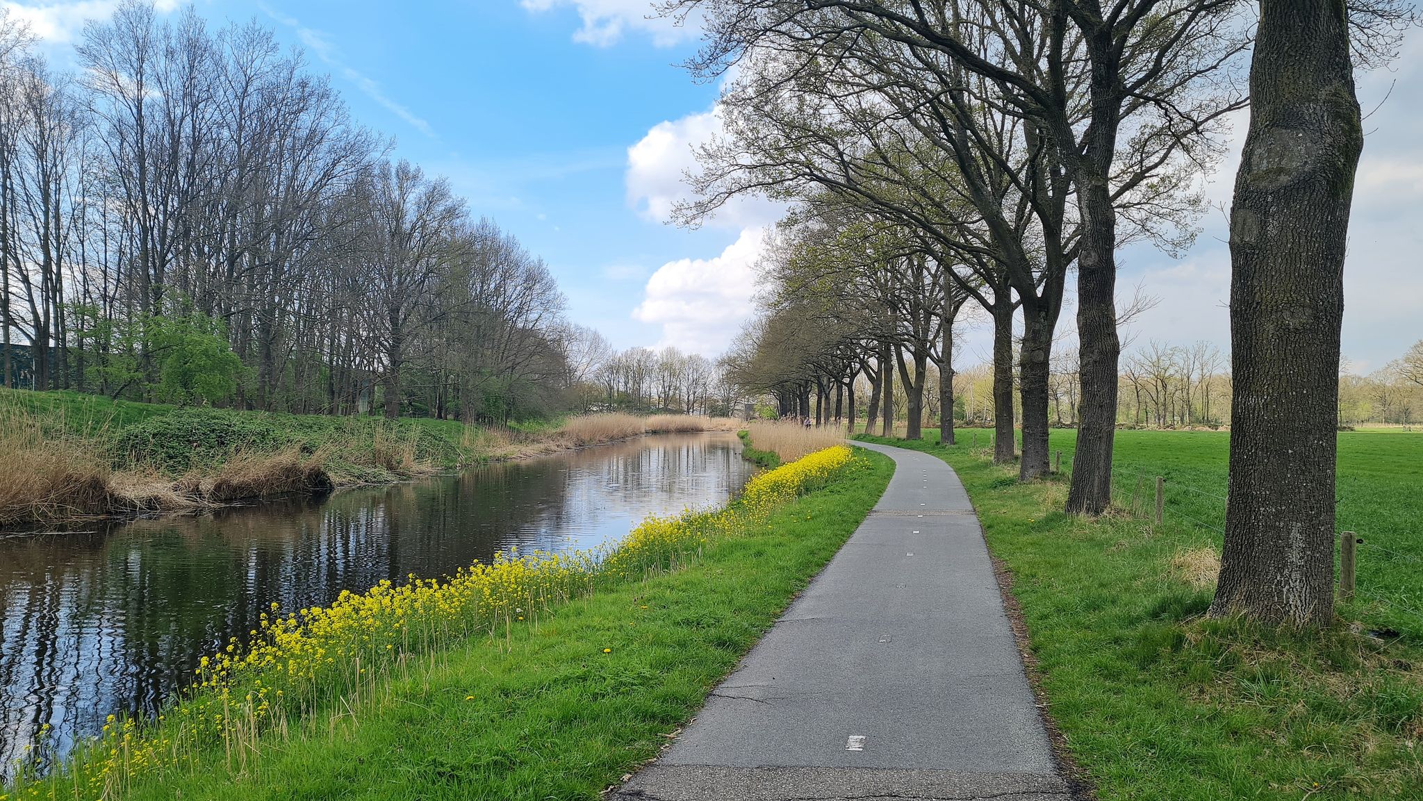 Radweg am Valleikanaal