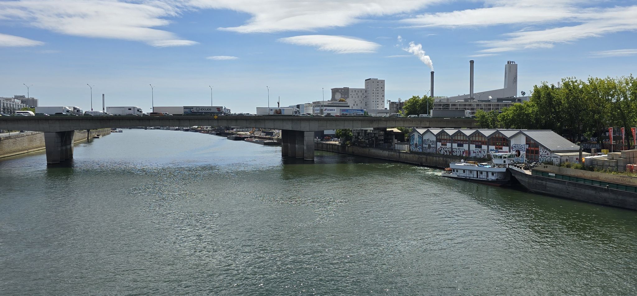 La Seine. Quai d'Ivry. Paris 13.
