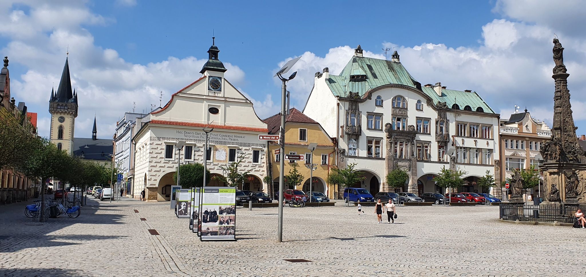Marktplatz von Kra´love´