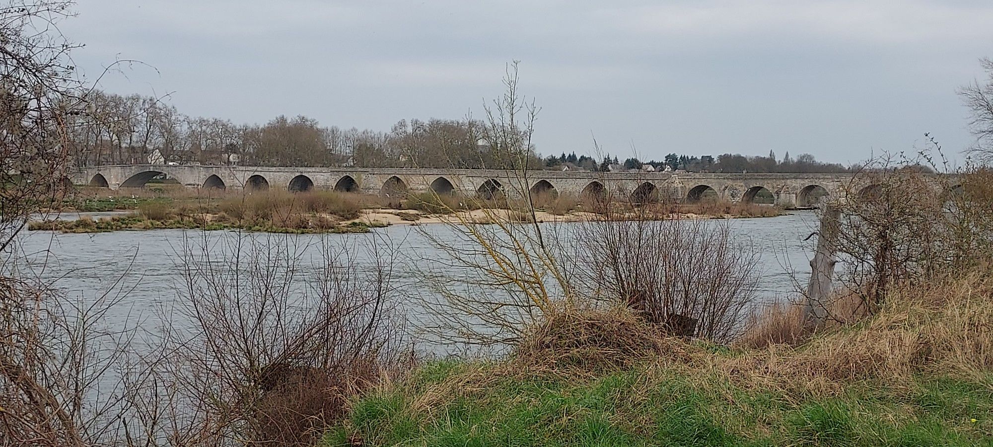 Pont sur la Loire à Beaugency