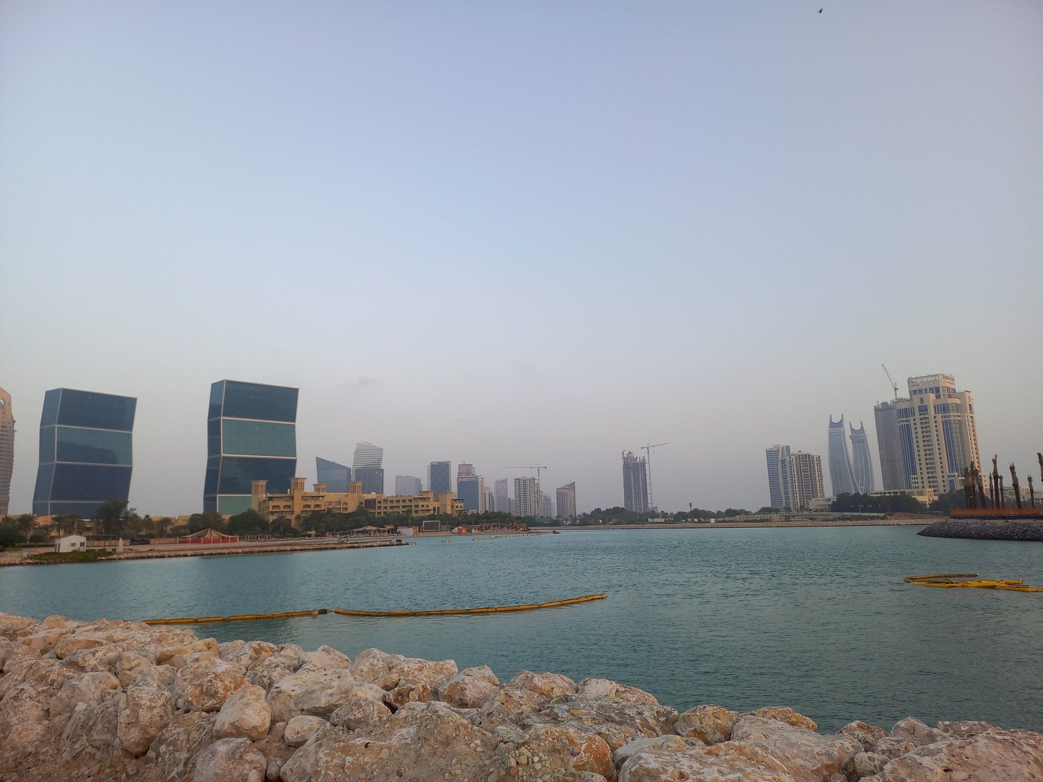 Blick nach Lusail, links die Zickzack Towers