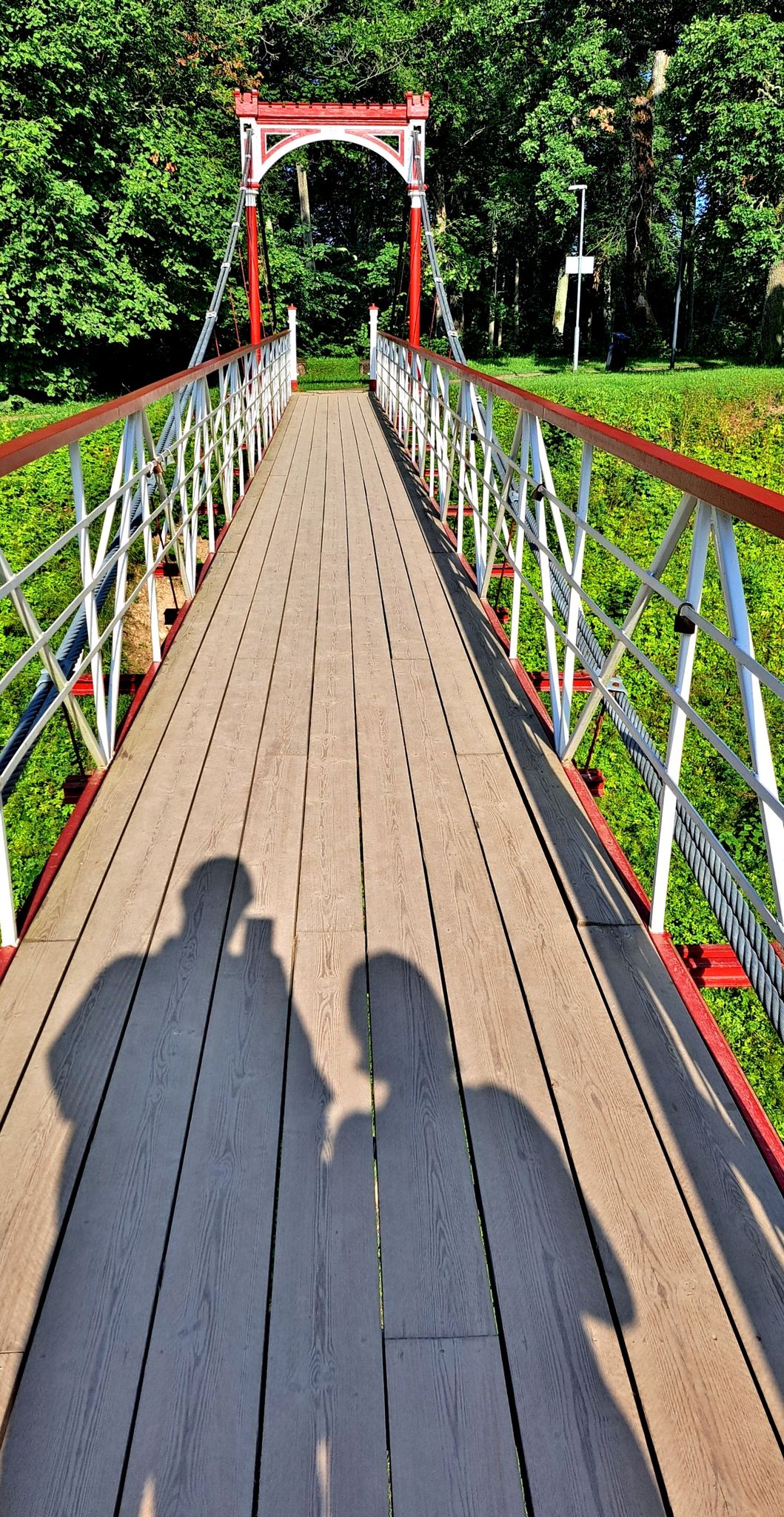 Brücke mit uns