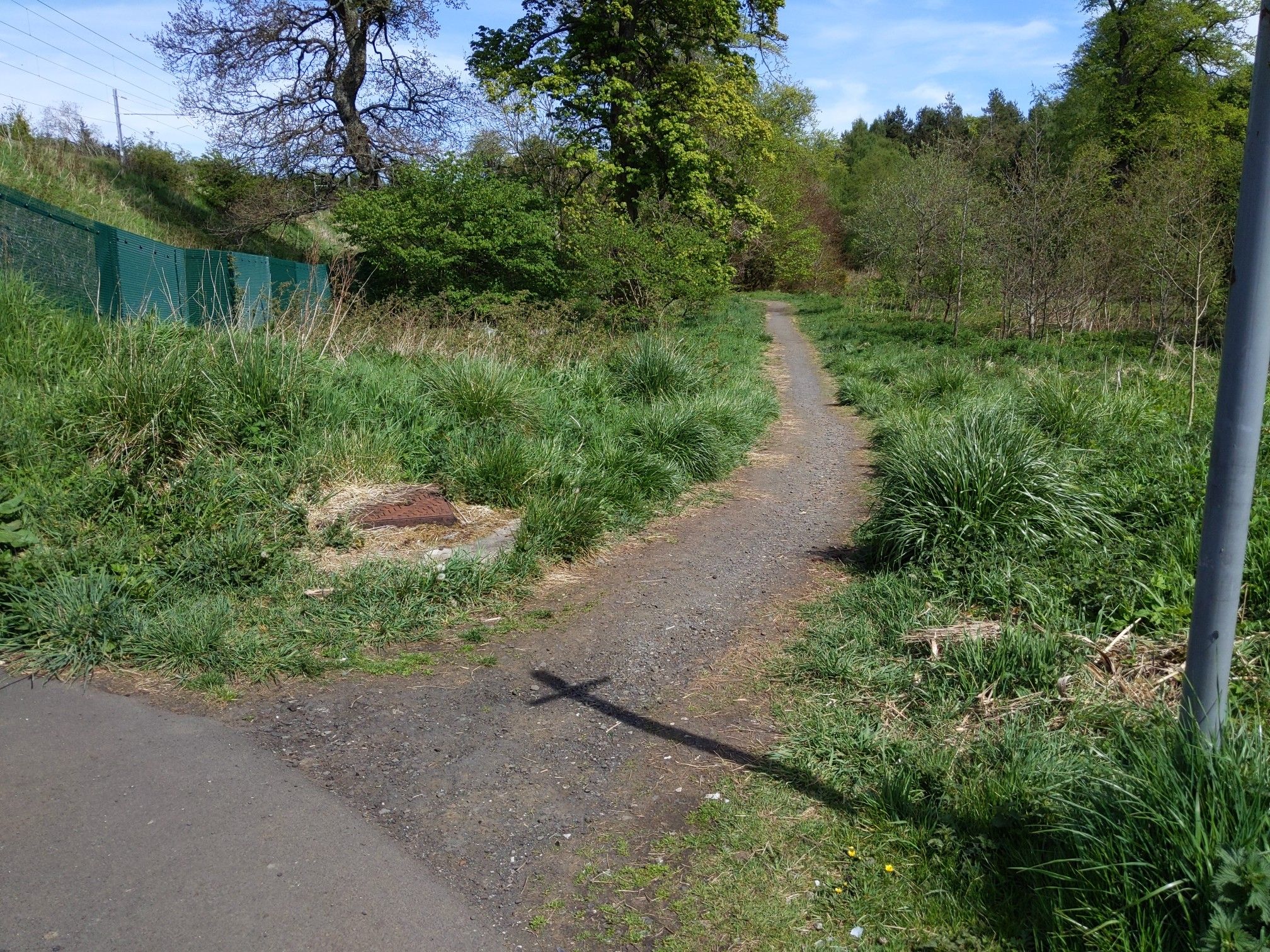 follow this path, not under the railway