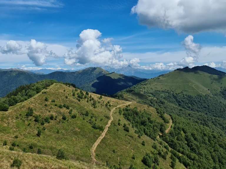 Lake Como from above – Larian Triangle Ridge | Hiking Collection by komoot