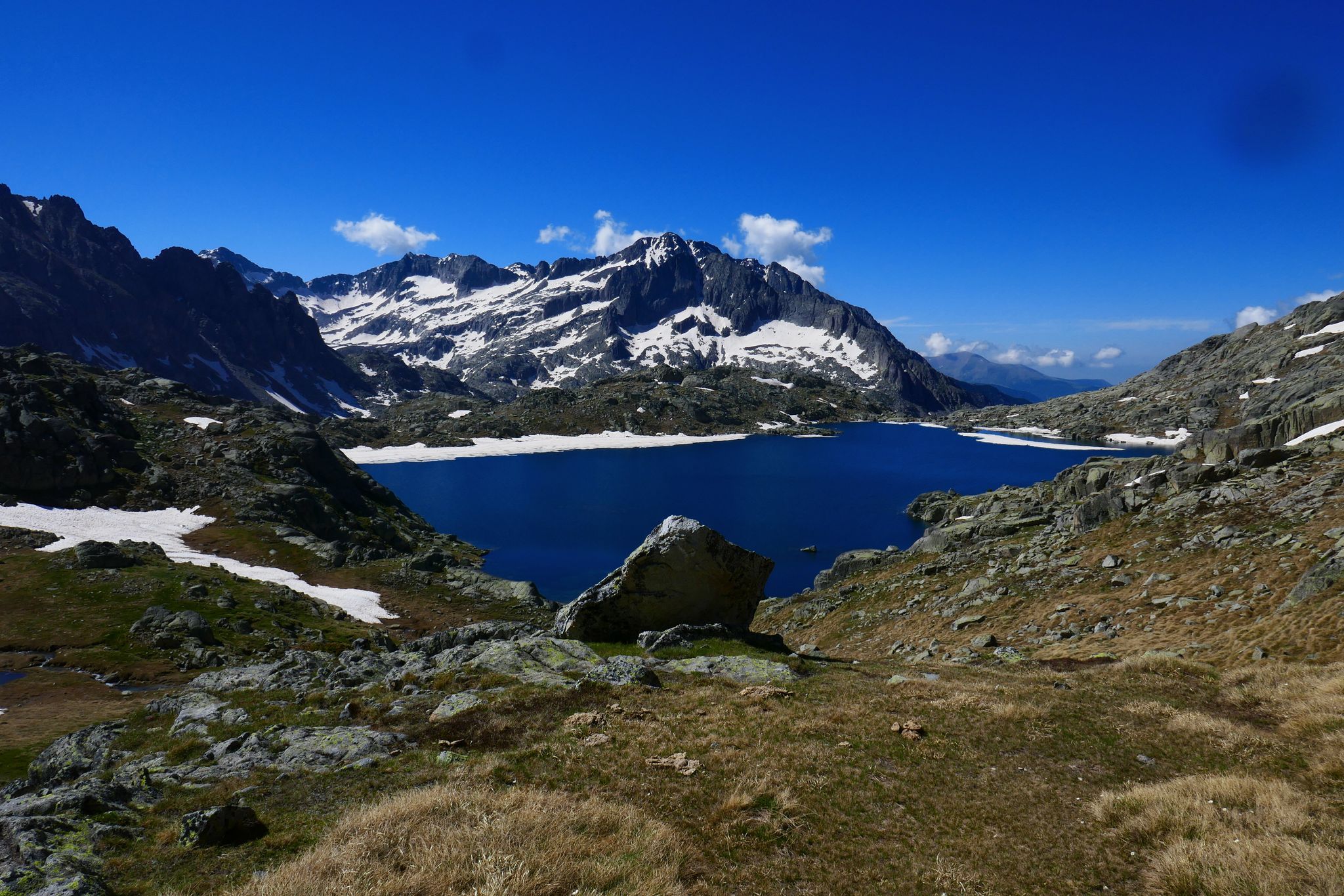 GR 10 – Central Pyrenees crossing the Pyrenees | Hiking Collection by ...