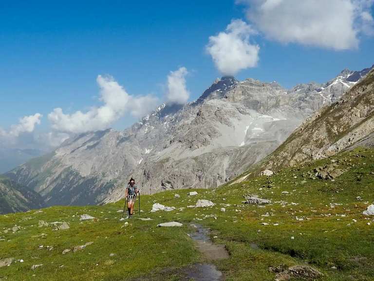 Glaciers, ibex and welcoming mountain huts – Giro del Confinale ...