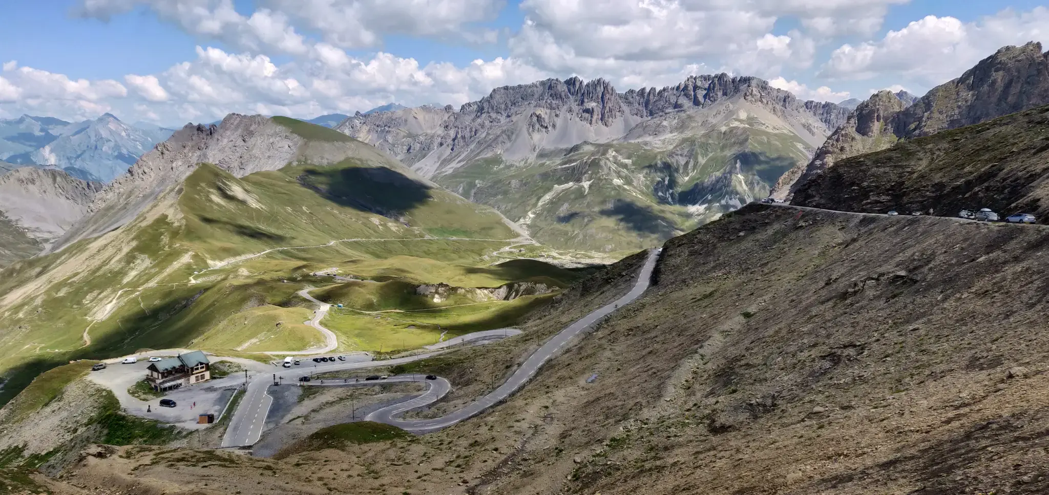 tour de france snowy mountains