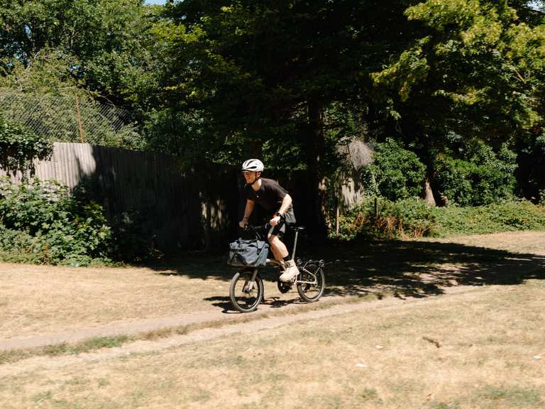 Brompton G Line UK City Escapes | Cycling Collection by komoot