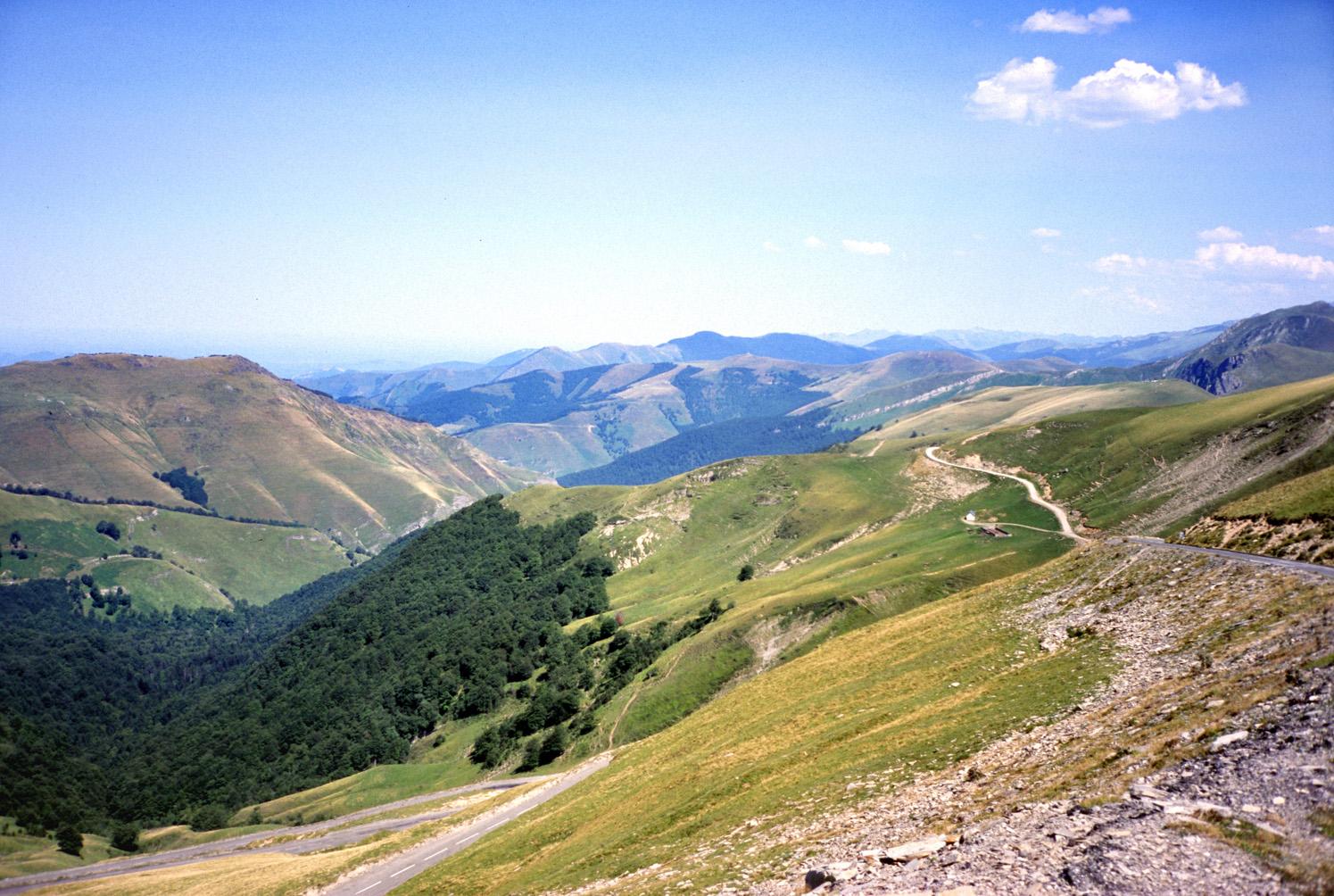 cycling pyrenees