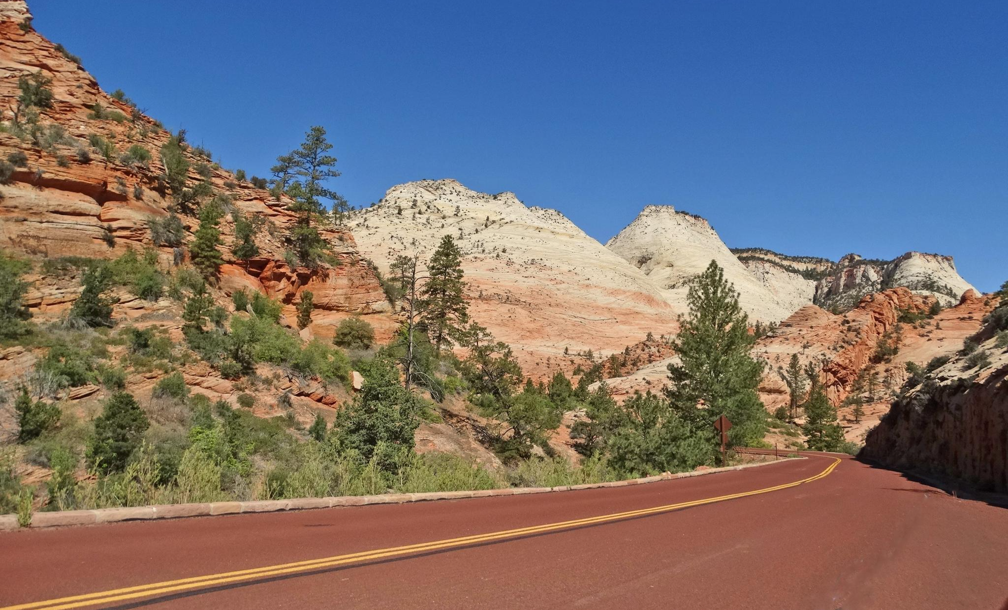 Red Rock to High Country loop — Pedalando dai fondovalle desertici alle ...