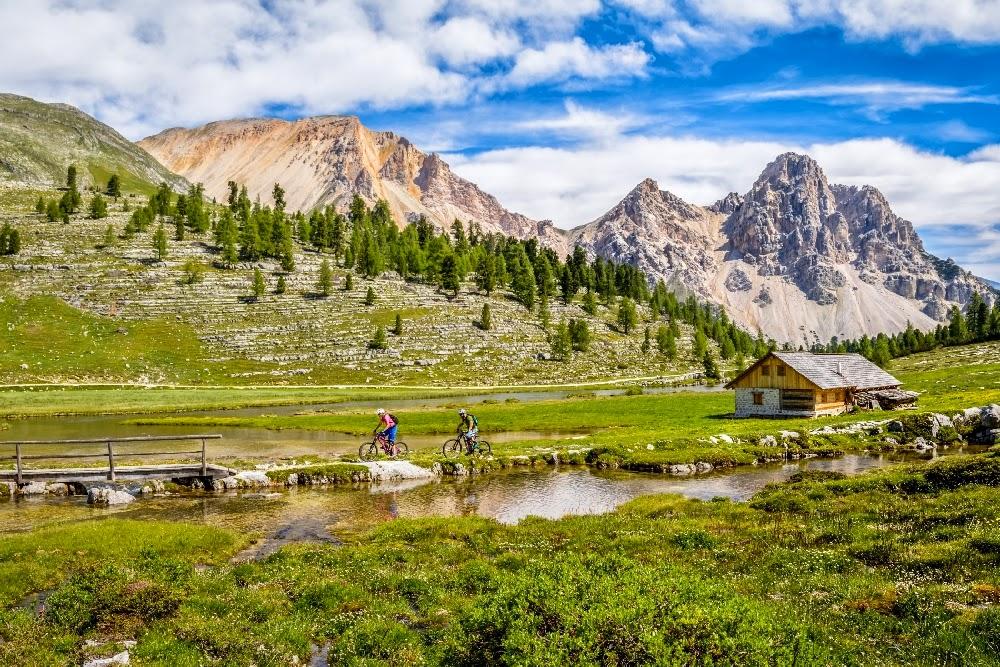 spring mountain mountain biking