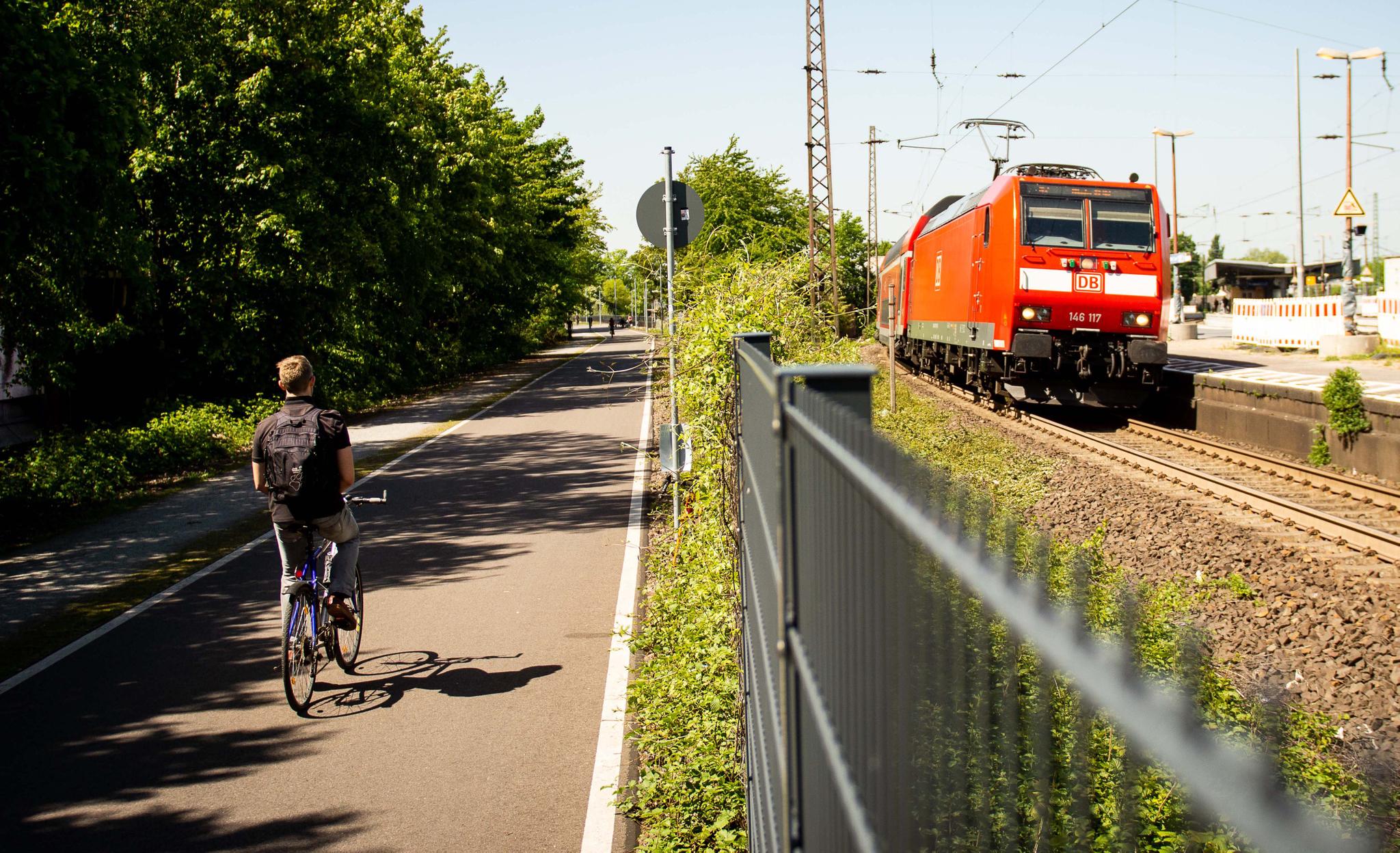 railway cycle paths near me