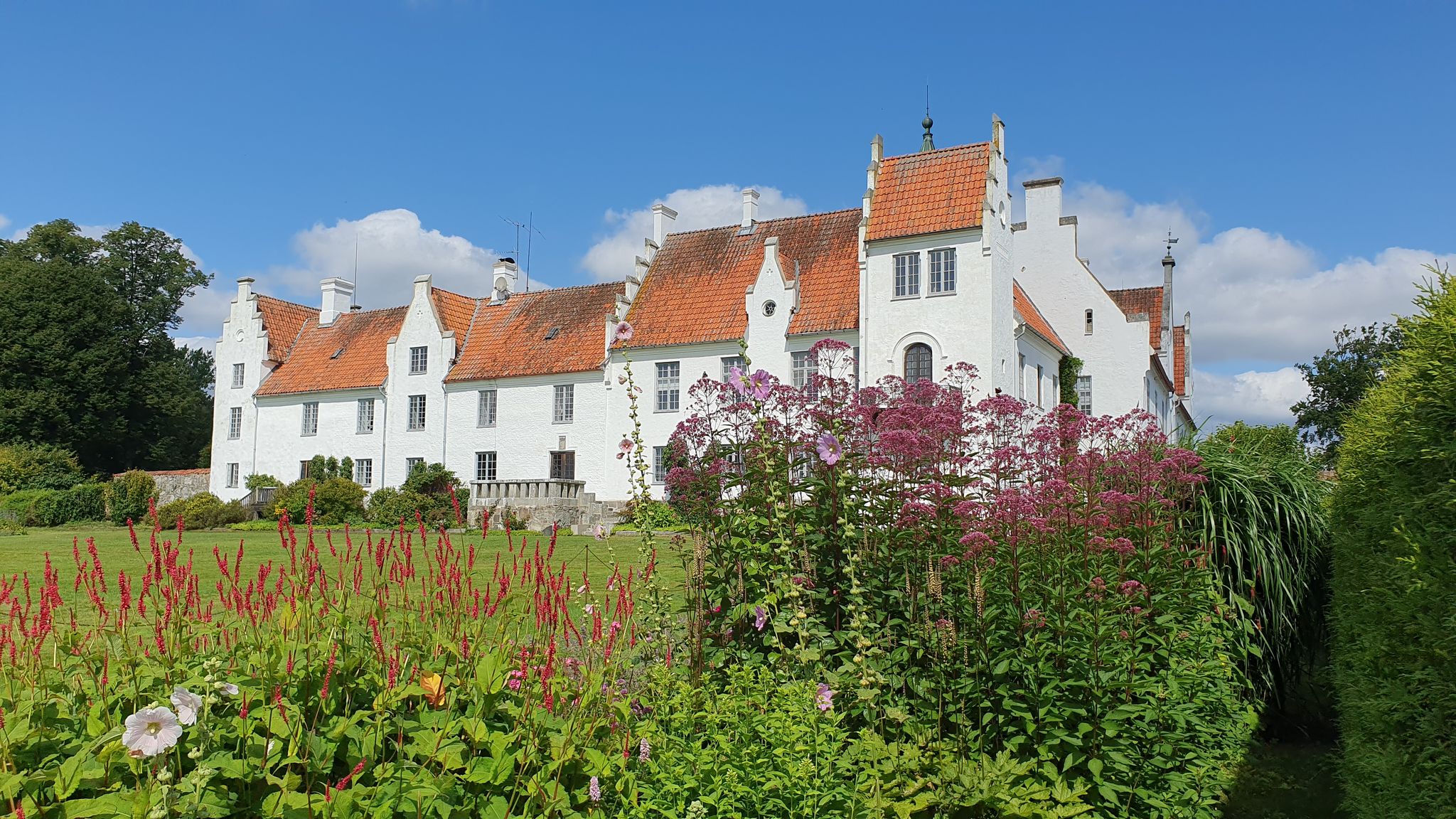 Bosjökloster Slott