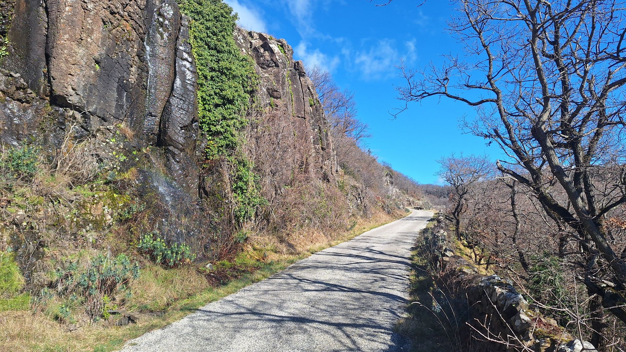 Montée vers Berzème
