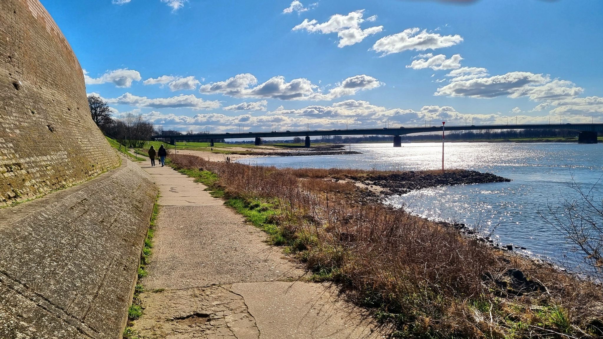 Blick zur Südbrücke