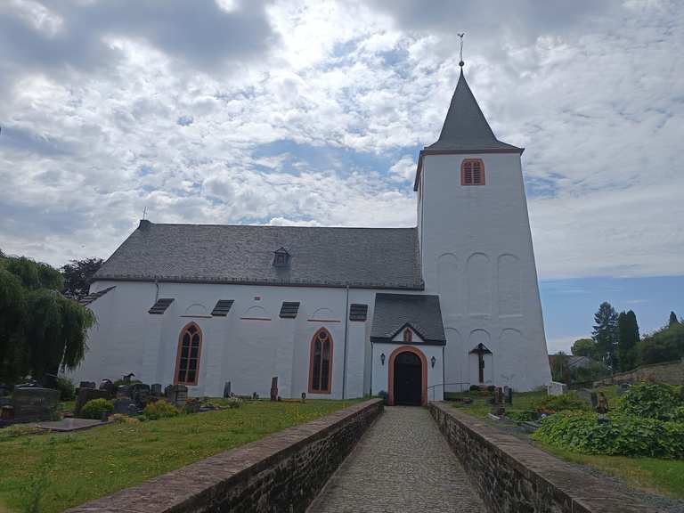 Stadtkyll (RP) - Flohmarkt im historischen Kronenburg - Wirfttal ...