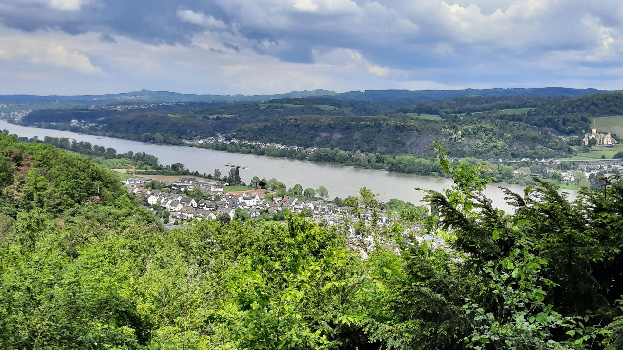 Warum ist es am Rhein so schön? Darum !